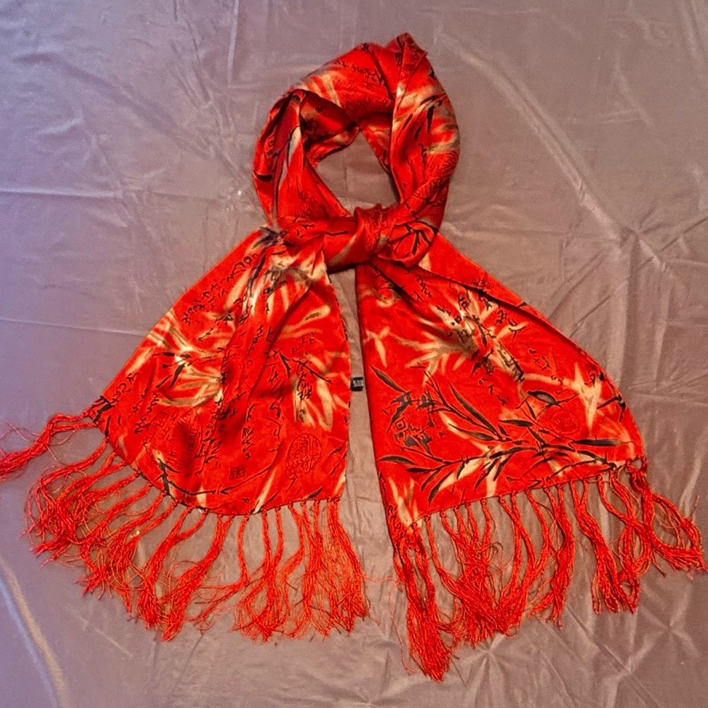 Vintage Silk Red Floral Rectangle Scarf with Fringe - Picture 2 of 8